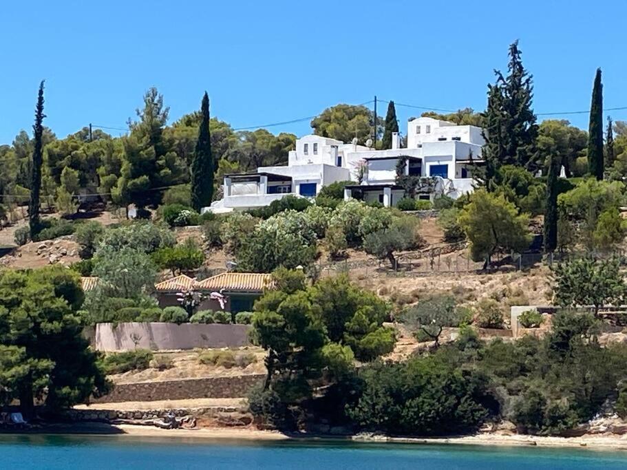 Retreat Villa By The Sea With Pool In Porto Heli Luaran gambar