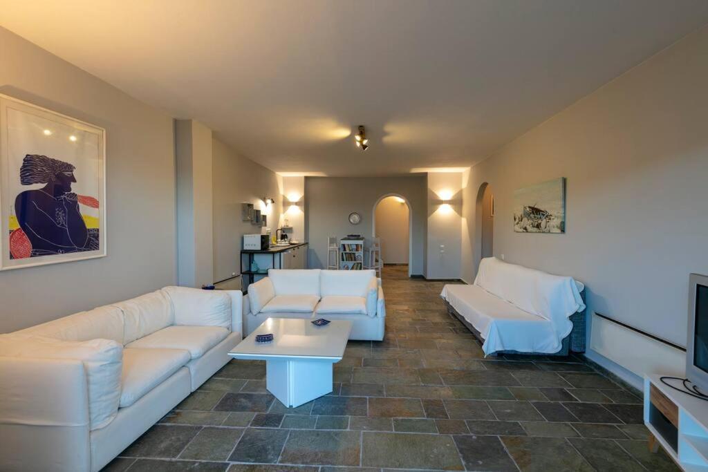 Retreat Villa By The Sea With Pool In Porto Heli Luaran gambar